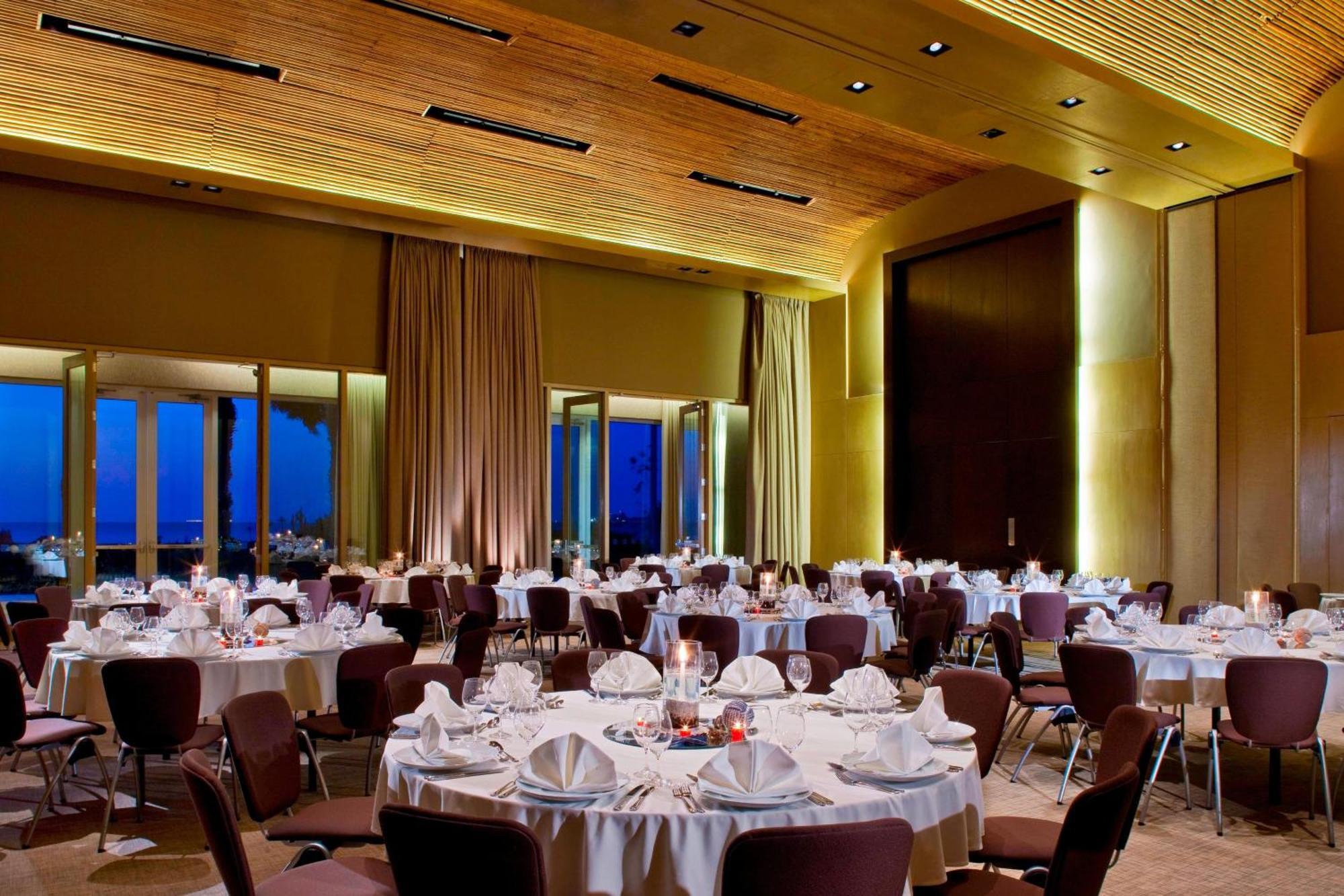 Hotel Paracas, A Luxury Collection Resort, Paracas Ngoại thất bức ảnh The ballroom at the Four Seasons Hotel