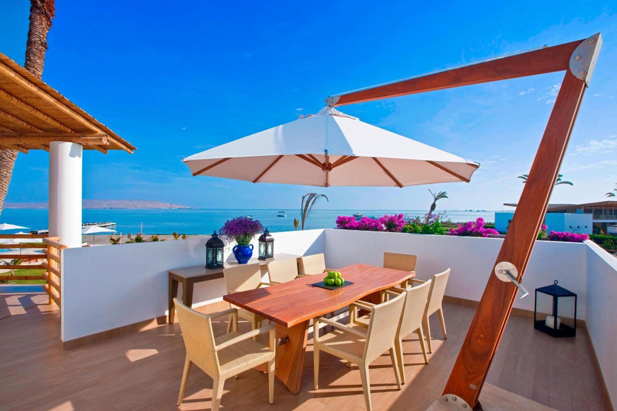 Hotel Paracas, A Luxury Collection Resort, Paracas Ngoại thất bức ảnh A patio umbrella